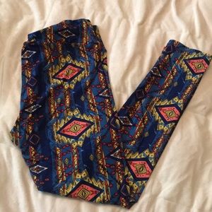 Lularoe Aztec TC leggings